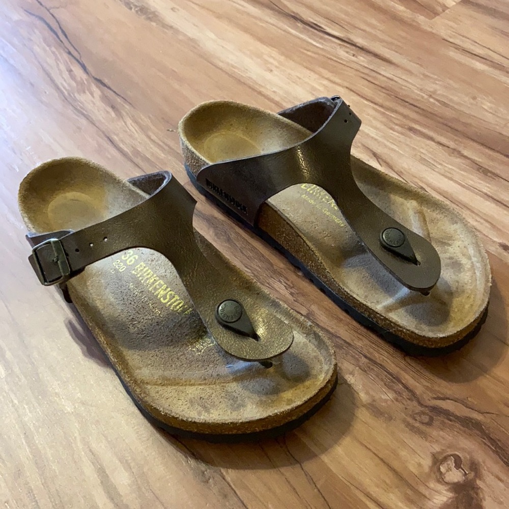 Birkenstock Gizeh Sandals